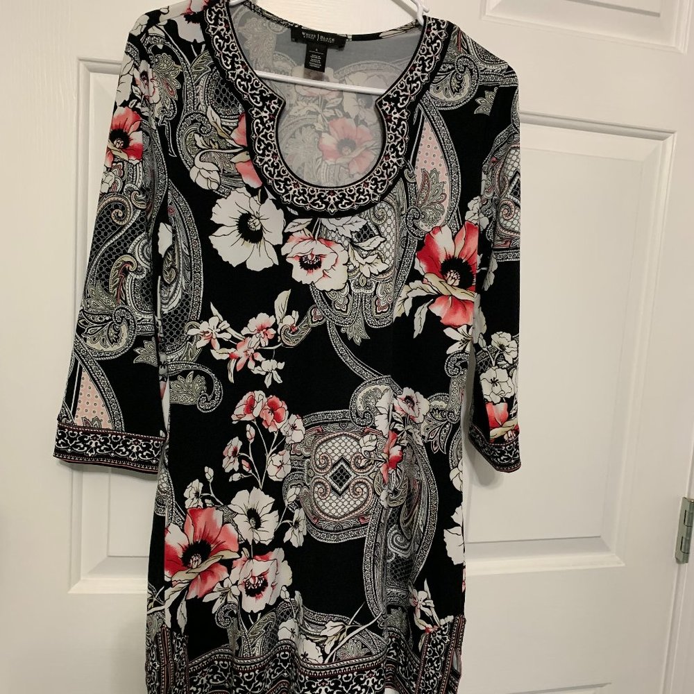 White House Black Market Long Shirt Size Small